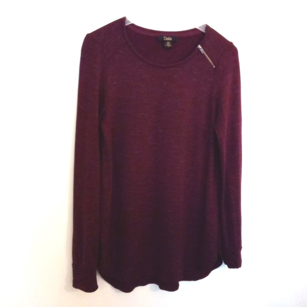 Dahlia Women's Marled Wine Long Sleeve Round Neck Zipper Detail Top